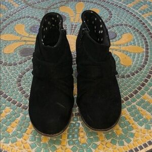 Cat & Jack Girls Black Booties, Size 3